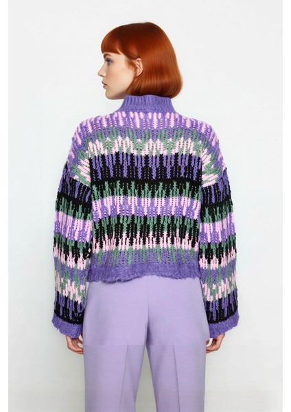 Kadınlara Özel Oversize Dik Yaka Etnik Desenli Kalın Triko Kazak Kış Şıklığı Için Crop Kesim fiyatları