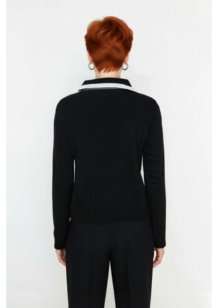 Kadın Akrilik Triko Kazak Polo Yaka Detaylı Renk Bloklu Uzun Kollu Kış Sezonu Için Şık ve Rahat modelleri