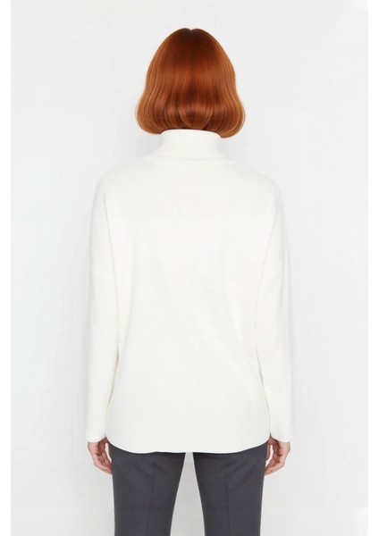 Kadınlara Özel Oversize Kesim Düz Desen Balıkçı Yaka Uzun Kollu Triko Kazak Kış Modası Kaliteli fiyatları