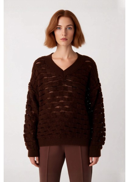 Kadın Casual Stiller Için Oversize Simli Ajurlu V Yaka Triko Kazak Düşük Kol Konforlu Tasarım fiyatları