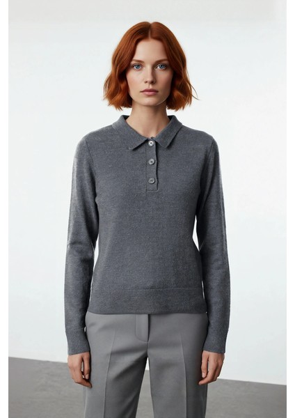 Şık Kadın Polo Yaka Yünlü Triko Kazak Regular Kalıbı Ile Gün Boyu Konfor Sunar Kaliteli