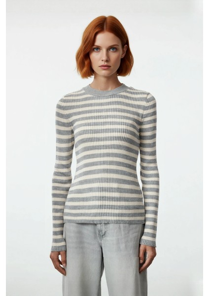 Kadın Casual Çizgili Bisiklet Yaka Fitted Akrilik Uzun Kol Triko Basic Günlük Kazak Kaliteli fiyatları