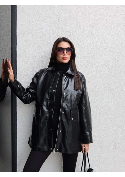Parlak Çıtçıtlı Deri Ceket