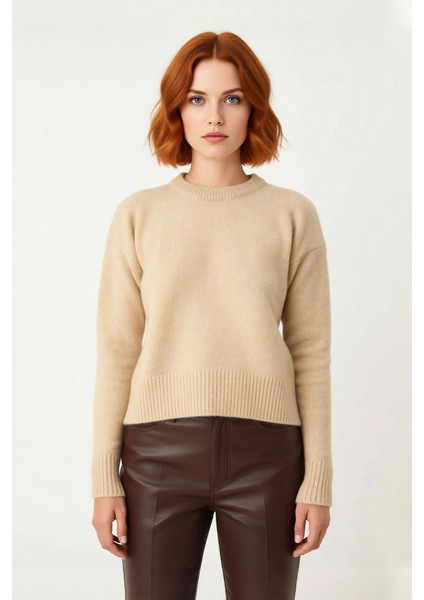 Soğuk Havalar Için Ideal Kadın Oversize Crop Düşük Kol Bisiklet Yaka Triko Kazak Modeli Kaliteli fiyatları