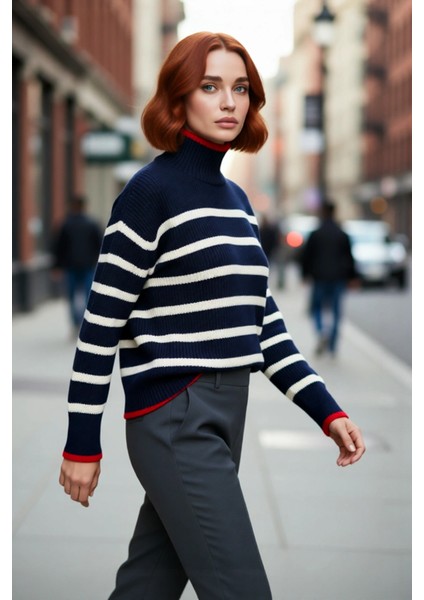 Konforlu Kadın Oversize Fit Dik Yaka Çizgili Triko Kazak Soğuk Havalar Için Ideal Model Kaliteli fırsatları