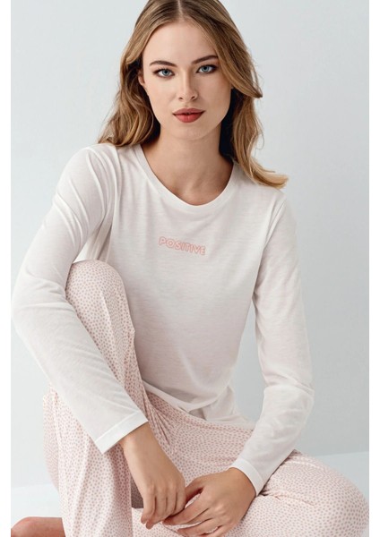 3417B Kadın Beyaz Uzun Kollu Bisiklet Yaka Battal Pijama Takımı fiyatları
