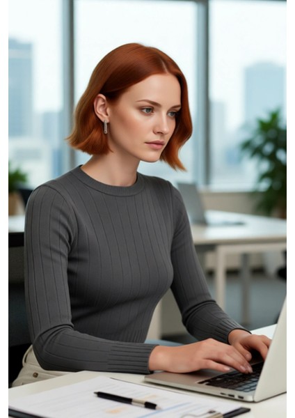 Kadın Uzun Kollu Basic Fitted Bisiklet Yaka Triko Kazak Ilkbahar Sonbahar Günlerine Şıklık Katıyor