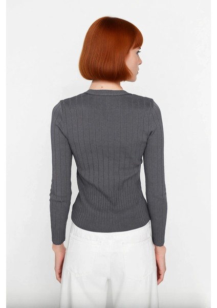 Kadın Uzun Kollu Basic Fitted Bisiklet Yaka Triko Kazak Ilkbahar Sonbahar Günlerine Şıklık Katıyor modelleri