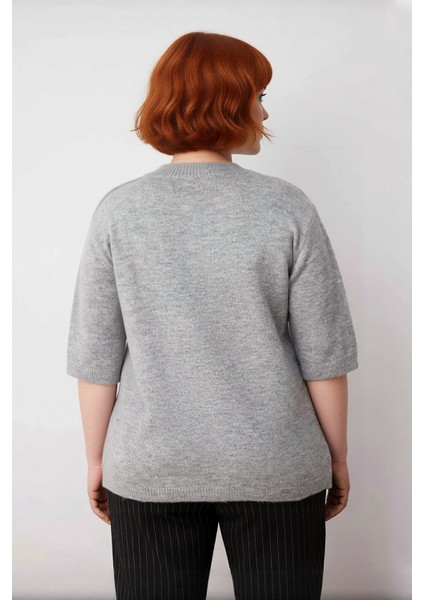 Kadın Günlük Bisiklet Yaka Kiraz Nakışlı Regular Kesim Düşük Kol Triko Kazak Ilkbahar Sonbahar modelleri