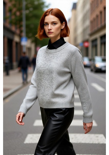 Kadın Regular Boy Orta Kalınlıkta Rahat Oversize Triko Kazak Şık Yan Düğme Detaylarıyla Öne Çıkıyor fırsatları