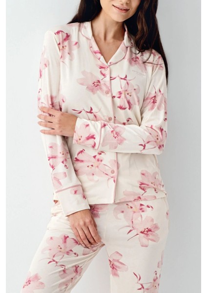 9056 Kadın Krem Uzun Kollu Önden Düğmeli Gömlek Pijama Takımı modelleri