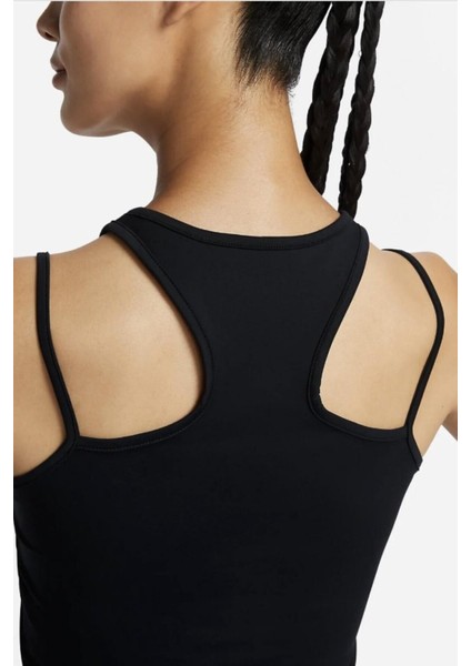 Dri-Fit City Kadın Siyah Atlet fırsatları