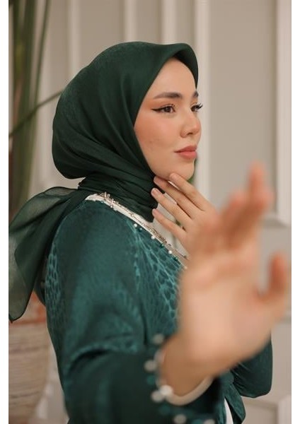 Abiye Eşarp Zümrüt modelleri