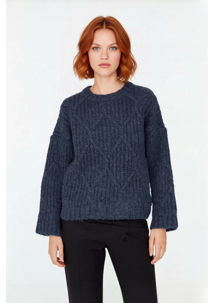 Kadın Günlük Oversize Kesim Saç Örgüsü Desenli Triko Kazak Kış Sonbahar Için Bisiklet Yaka fiyatları