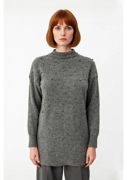 Kadın Düz Desen Metal Inci Detaylı Uzun Kollu Regular Kesim Triko Kazak Günlük Şıklığınızı Tamamlar fiyatları