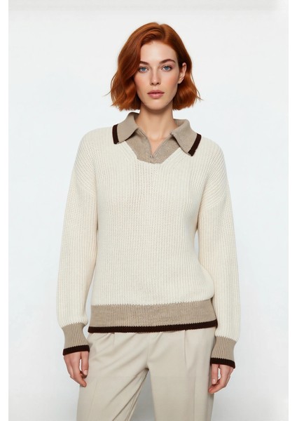 Kadınların Gardıroplarını Tamamlayan Dik Yaka Fermuarlı Renk Bloklu Triko Kazak Günlük Şıklık