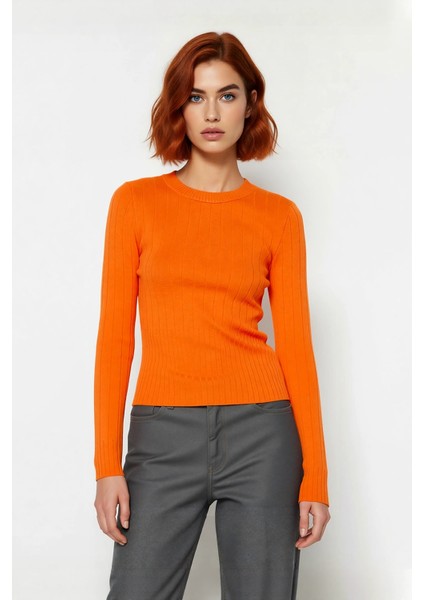 Kadın Uzun Kollu Basic Fitted Bisiklet Yaka Triko Kazak Ilkbahar Sonbahar Günlerine Şıklık Katıyor fiyatları