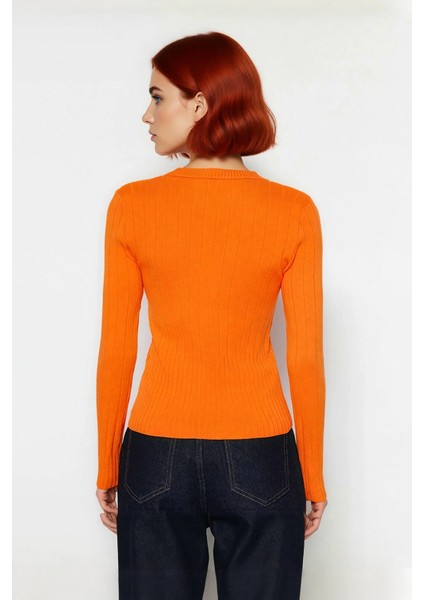 Kadın Uzun Kollu Basic Fitted Bisiklet Yaka Triko Kazak Ilkbahar Sonbahar Günlerine Şıklık Katıyor modelleri