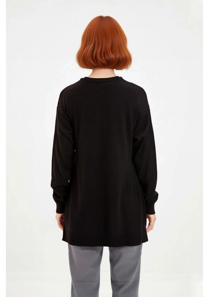 Kadın Relaxed Kalıp Bisiklet Yaka Triko Tunik Düşük Kol Düz Desenli Akrilik Materyal Yırtmaç Detaylı modelleri