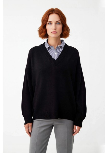 Kadın Oversize V Yaka Triko Kazak Gömlek Garnili Detaylı Sonbahar Kış Şıklığı Için Ideal Model fiyatları