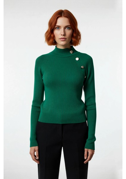 Kadın Şık Akrilik Fitted Kesim Dik Yaka Düz Desen Uzun Kol Triko Kazak Ofis ve Günlük Kullanım