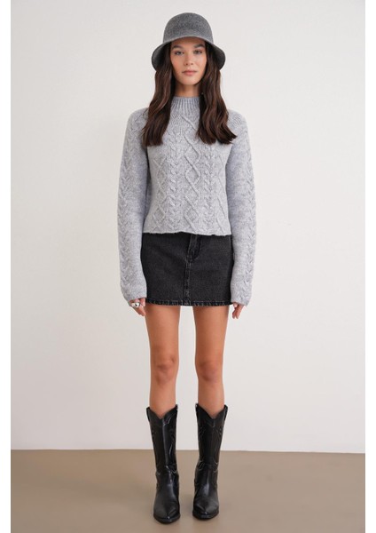 6855 Kadın Dik Yaka Saç Örgülü Triko Kazak Gri fiyatları