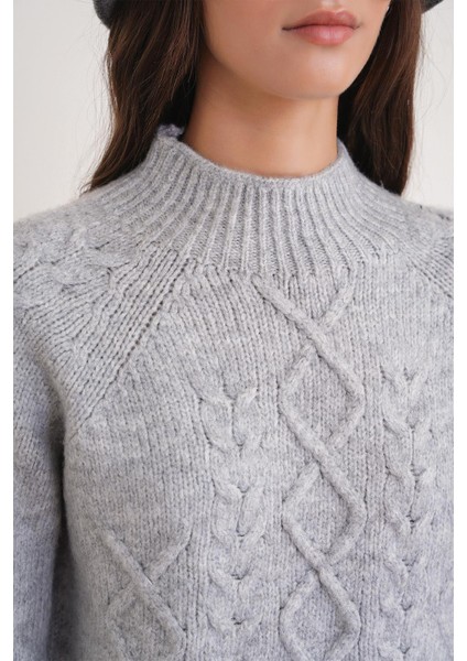 6855 Kadın Dik Yaka Saç Örgülü Triko Kazak Gri indirimleri