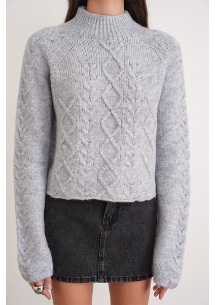 6855 Kadın Dik Yaka Saç Örgülü Triko Kazak Gri