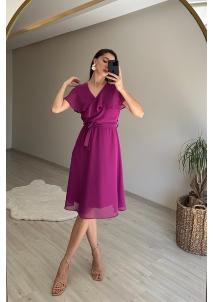 Kadın V Yaka Kuşaklı Mini Şifon Elbise NM007 modelleri
