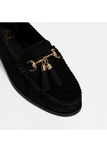 Kadın Siyah Püskül Aksesuarlı Süet Loafer