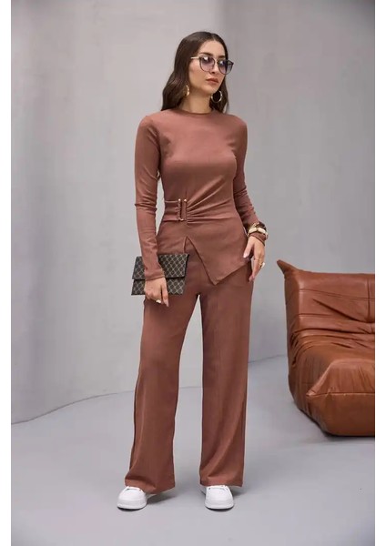 Yandan Tokalı Geniş Paça Takım