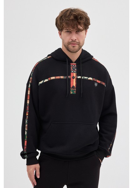 Unisex Rahat Bol Kesim "Havoc" Kapüşonlu Sweatshirt