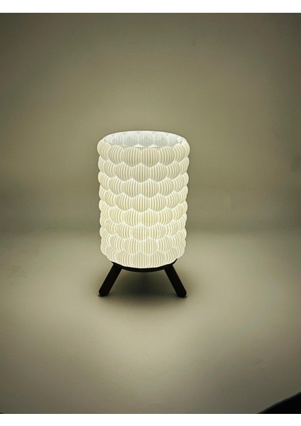 Origami Tasarım 3D Baskı Dekoratif Masa Lambası – Pilli Mum Işıklı Geometrik Gece Lambası fiyatları