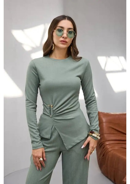 Yandan Tokalı Geniş Paça Takım