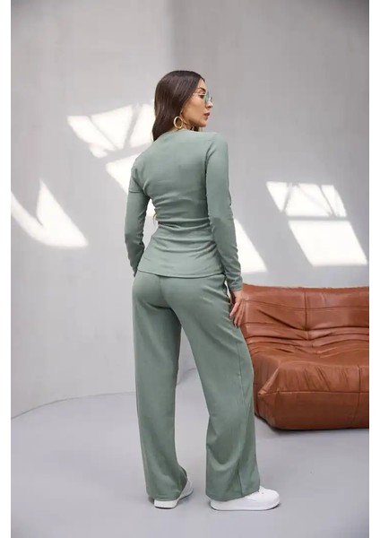 Yandan Tokalı Geniş Paça Takım fiyatları