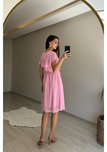 Kadın V Yaka Kuşaklı Mini Şifon Elbise NM007 indirimleri