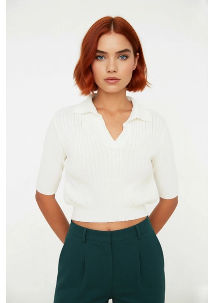 Kadın Ekru Regular Kalıp Polo Yaka Kısa Kollu Fitilli Triko Crop Bluz Günlük Kombinler Için Şık fiyatları