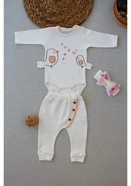 3-6 6-9 9-12 Ay Şarkıcı Kuşlar Nakışlı Bandanalı Uzun Kollu Zıbınlı 3lü Kız Bebek Takımı Ekru