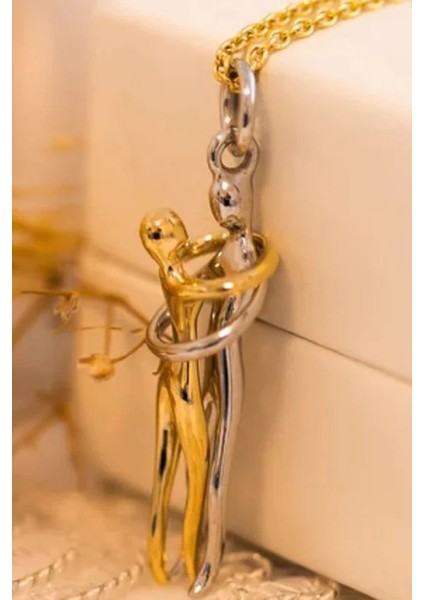 Sarılan Çift Unisex Sevgili Kolyesi Eşe Sevgiliye Hediye ECK52SR