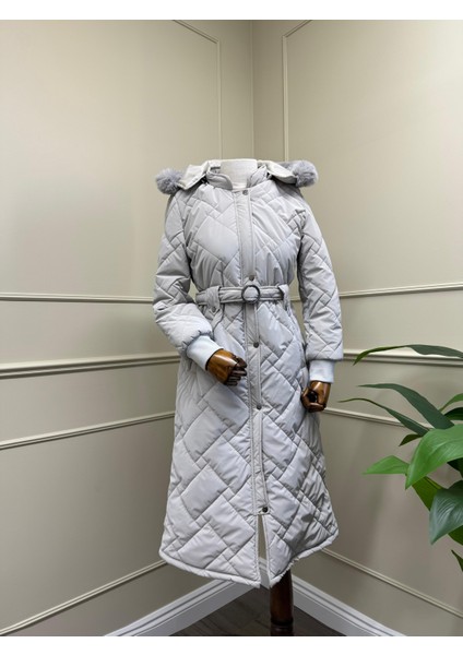 Kadın Kürklü Kapüşonlu Kapitone Uzun Kaban