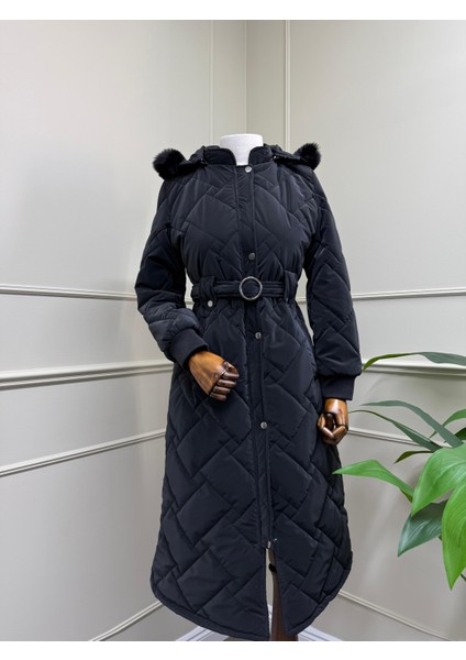 Kadın Kürklü Kapüşonlu Kapitone Uzun Kaban