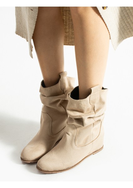 Kadın Körüklü Gizli Topuk Çizme (9cm) Bej fırsatları