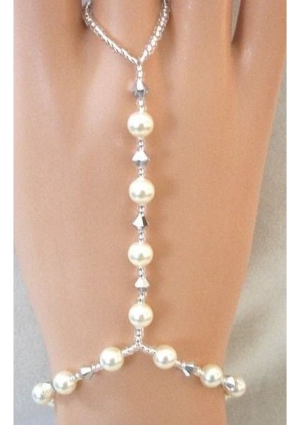 Zarif Incili Modern Kadın Şahmeran