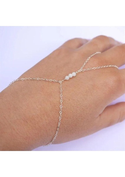 Şık ve Zarif Incili Zincir Kadın Şahmeran