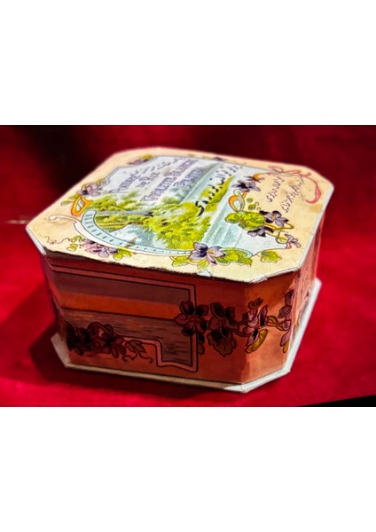 Pertev Violette Blanche Poudre - Osmanlı Dönemi Karton Pudra Kutusu - 7,5 cm x 7,5 cm x 4 fırsatları