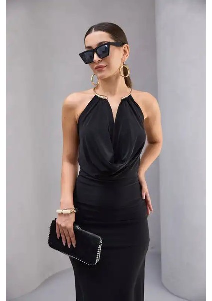 Boyundan Aksesuarlı Degaje Yaka Elbise modelleri