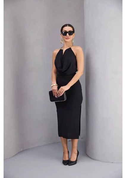 Boyundan Aksesuarlı Degaje Yaka Elbise