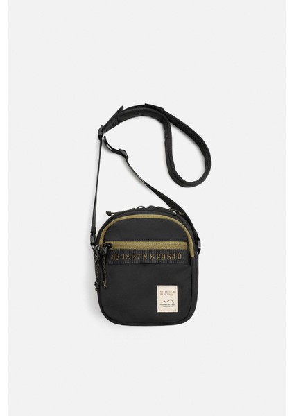 Yüksek Teknoloji Kumaştan Yapılmış Kontrast Çanta