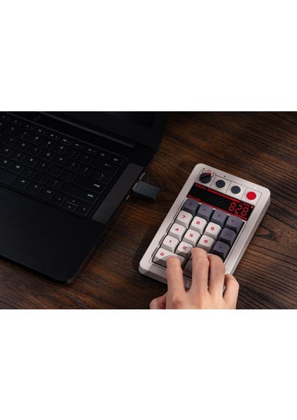 Retro 18 N Edition Kablosuz Mekanik Numpad, Hesap Makinesi Modu, Windows ve Android Uyumlu indirimleri