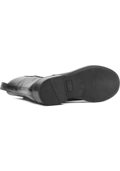 Kadın Siyah Fermuarlı Deri Bot